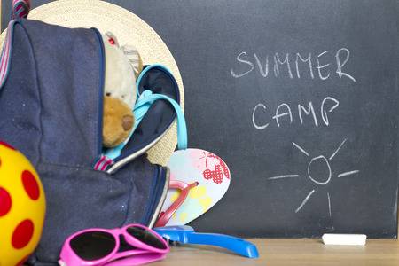 41457690-end-of-school-summer-holiday-camp-concept
